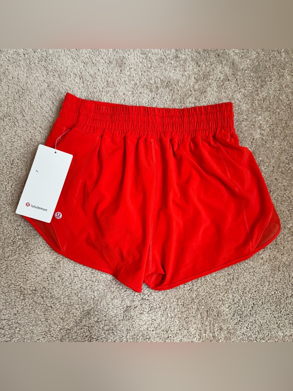 *Lululemon Hotty Hot LR Short 2.5”  Sizes 6, 12 - Picture 2 of 6